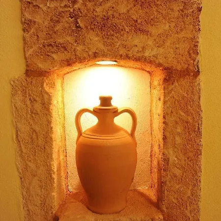 Astrea * אנדרנו